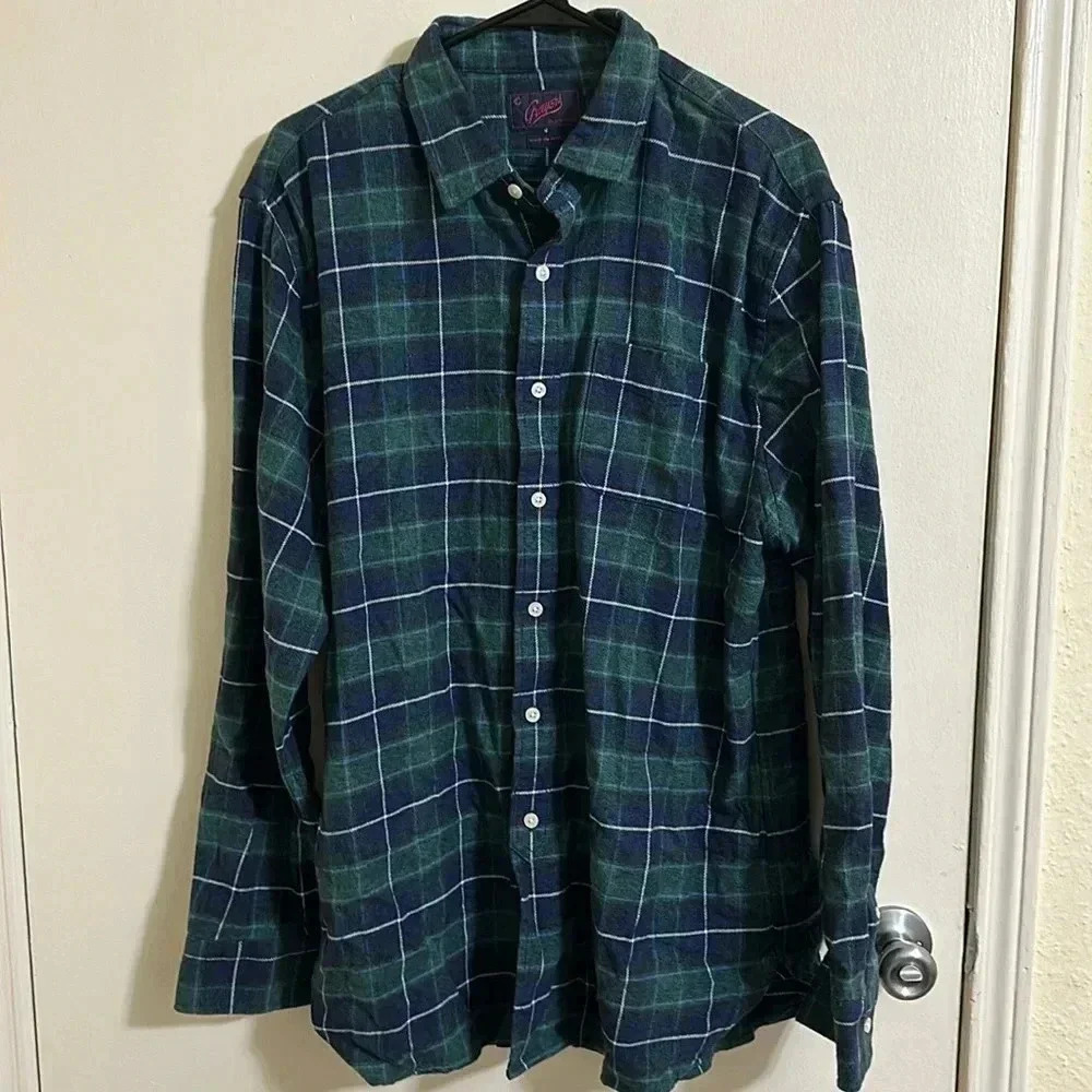 EUC‎ Grayers Plaid Flannel